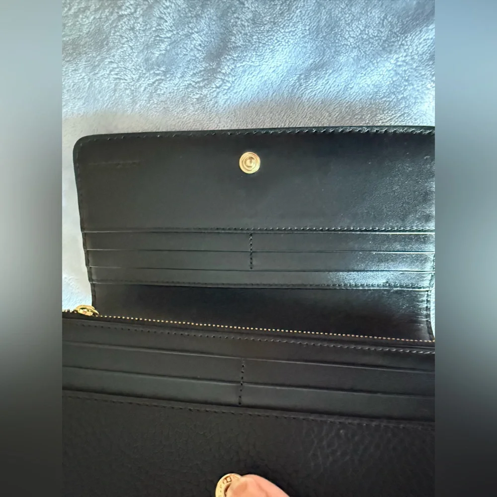 Burberry Beige and Black Plaid Wallet - Picture 10 of 16